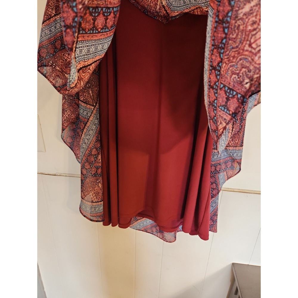 Plus Size Boho Chic Patterned Poncho Top 22/24W Burgundy Geometric Flowy Free - Picture 6 of 16